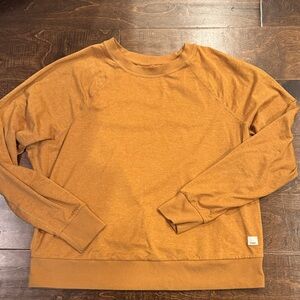 Vuori halo long sleeve size small